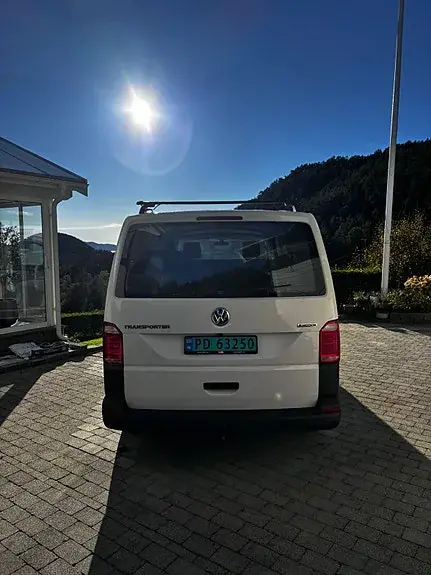 Volkswagen Transporter 2018 photo 4