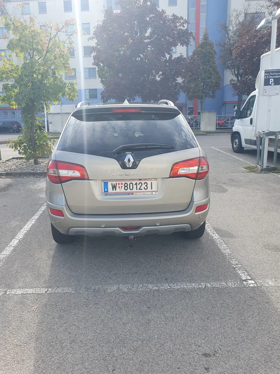 Renault Koleos 2012 photo 3