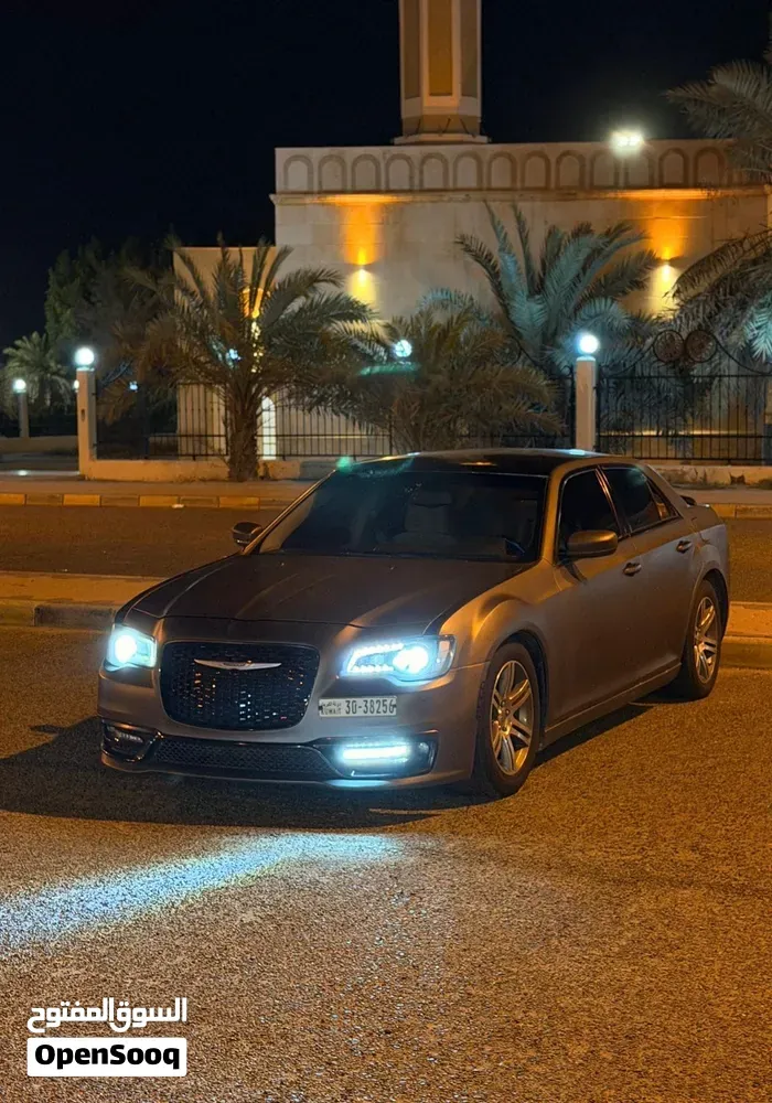 Chrysler 300 2013 photo 4