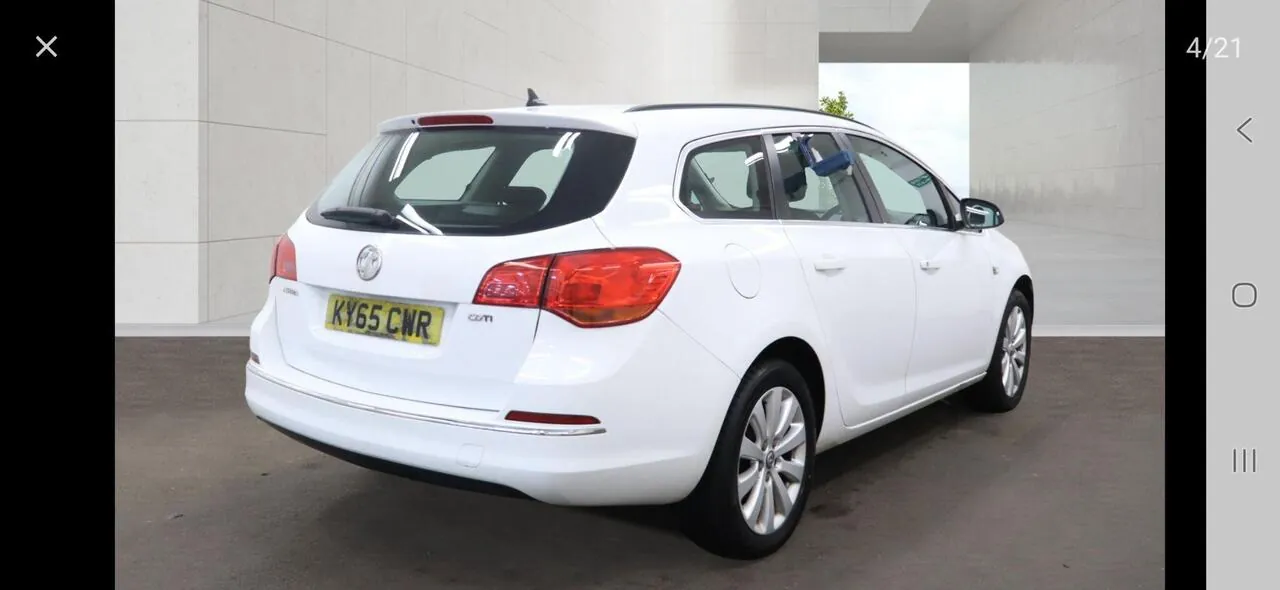 Vauxhall Astra 2015 photo 3