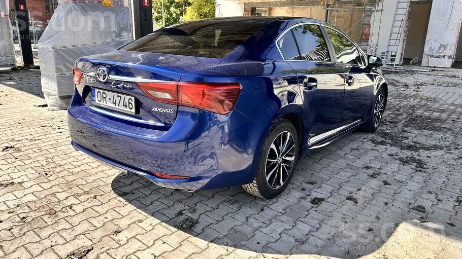 Toyota Avensis 2018 photo 3
