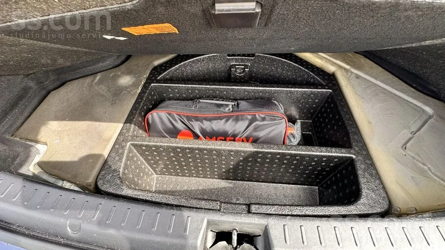 Toyota Avensis 2018 photo 5