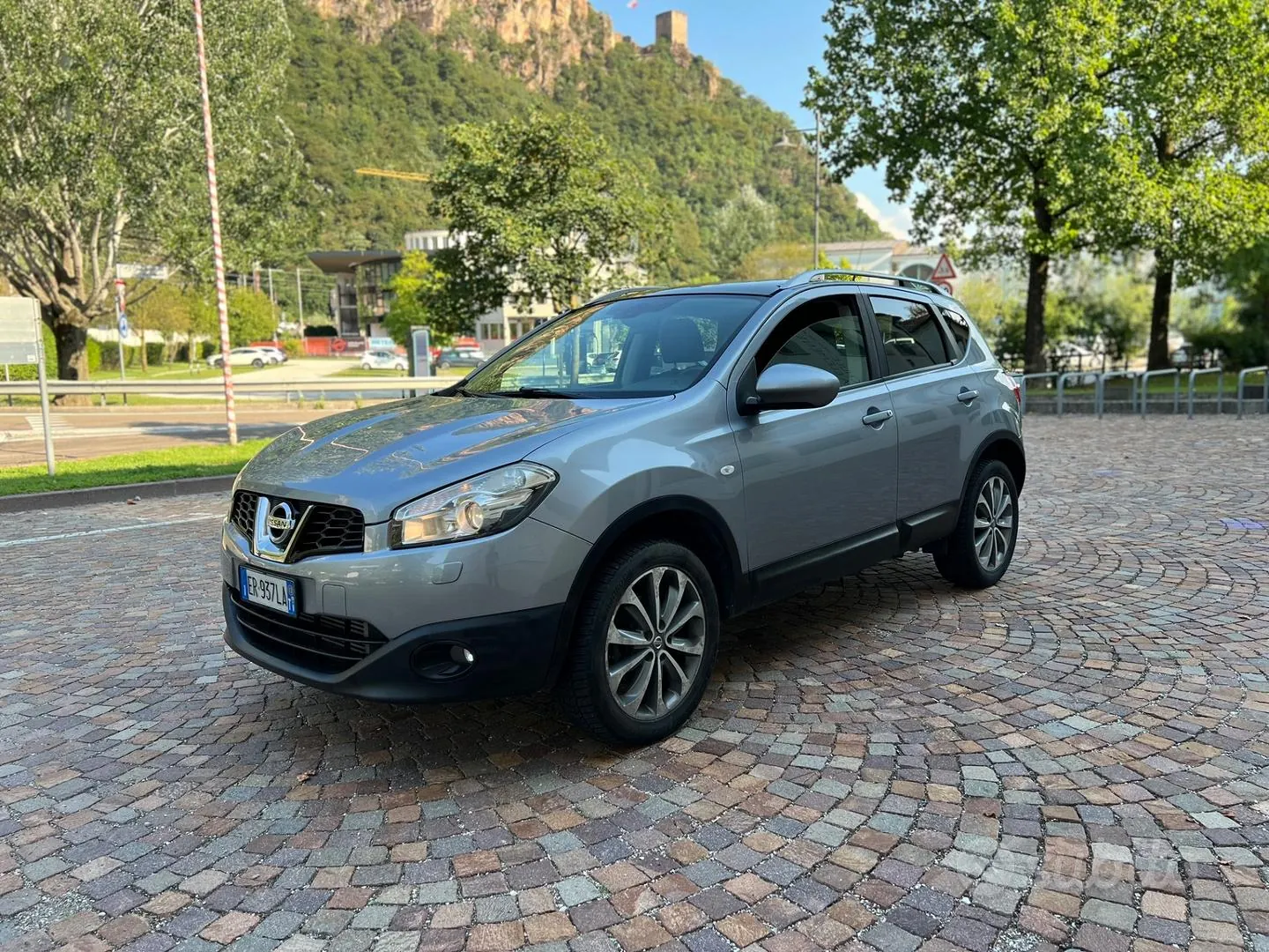 Nissan Qashqai 2013 photo 2