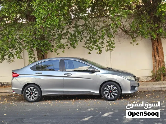 Honda City 2017 photo 3