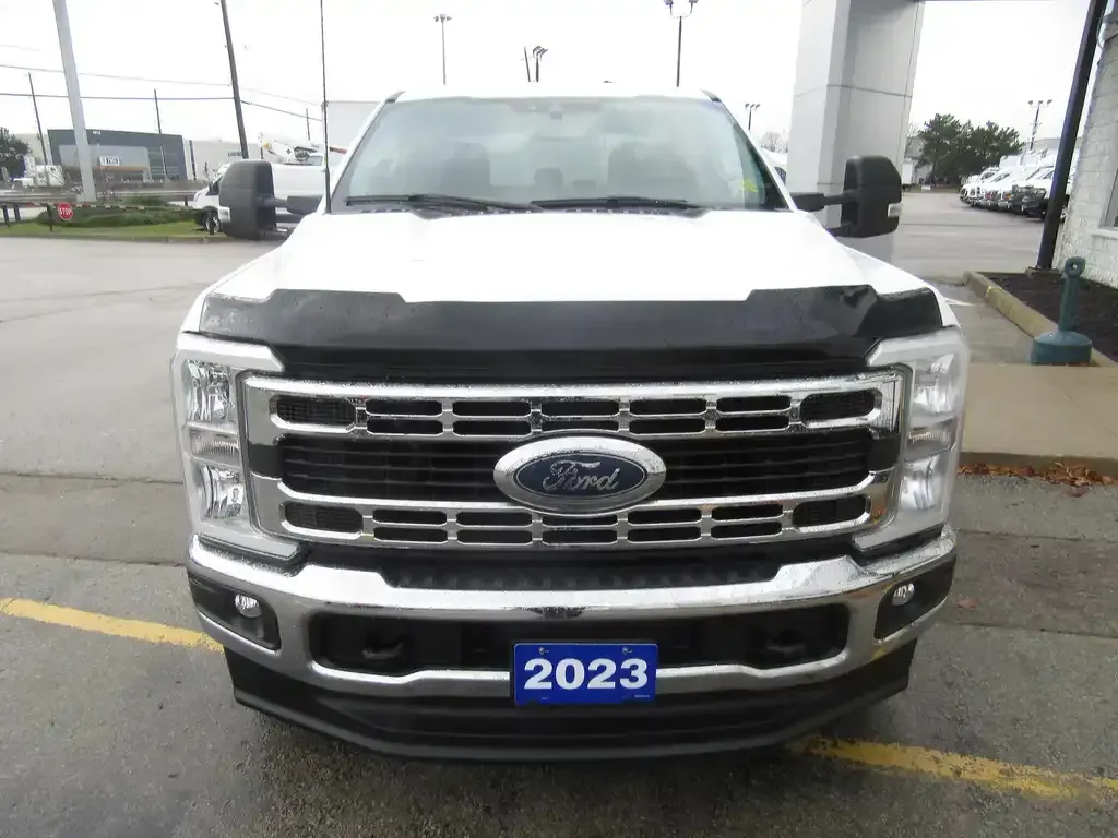 Ford F 350 2023 photo 4