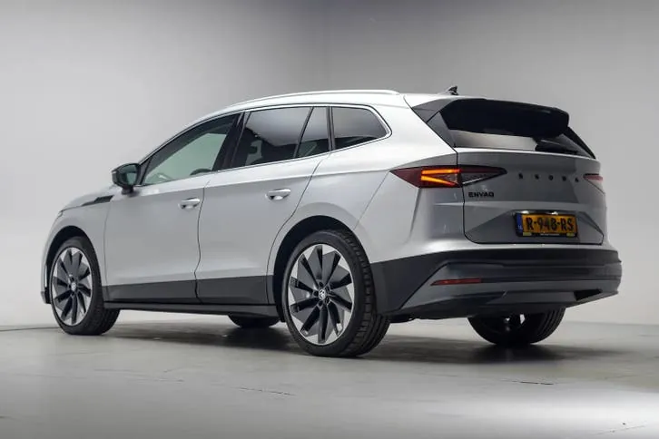 Skoda Enyaq 2022 photo 3