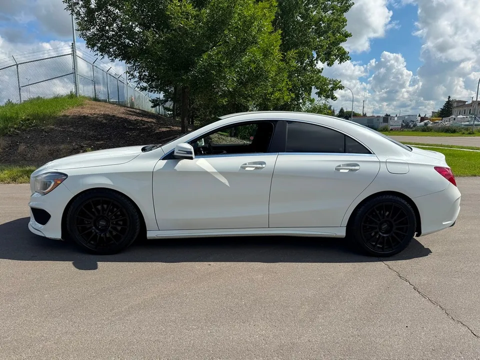 Mercedes-Benz Cla 2016 photo 2
