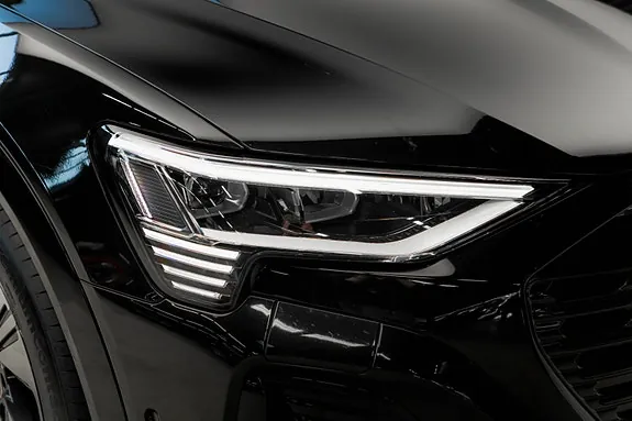 Audi Q8 E-Tron 2024 photo 4