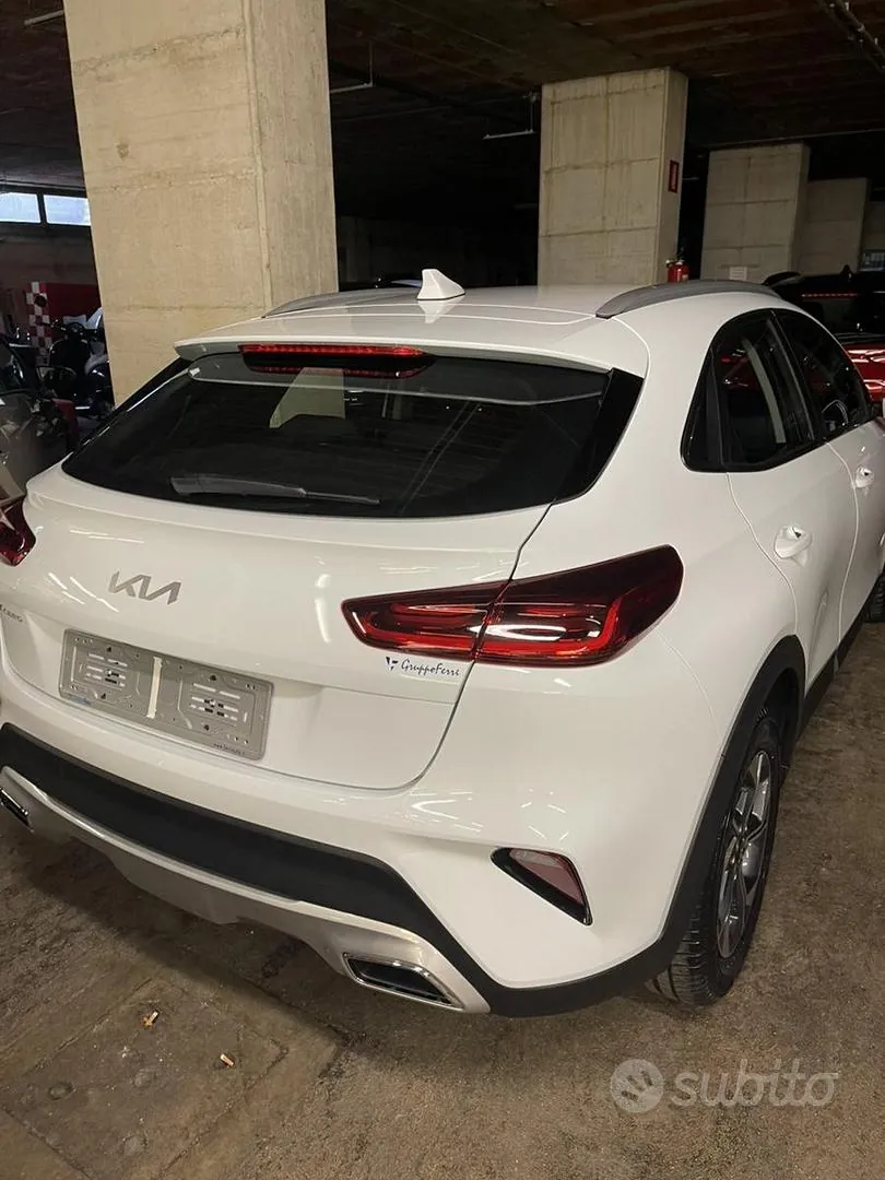 Kia Xceed 2022 photo 2