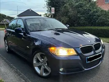 BMW 320I