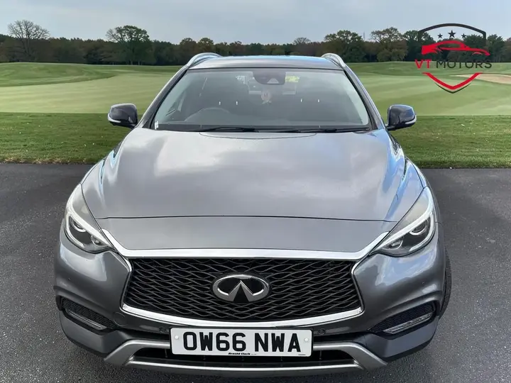 Infiniti Qx30 2017 photo 2