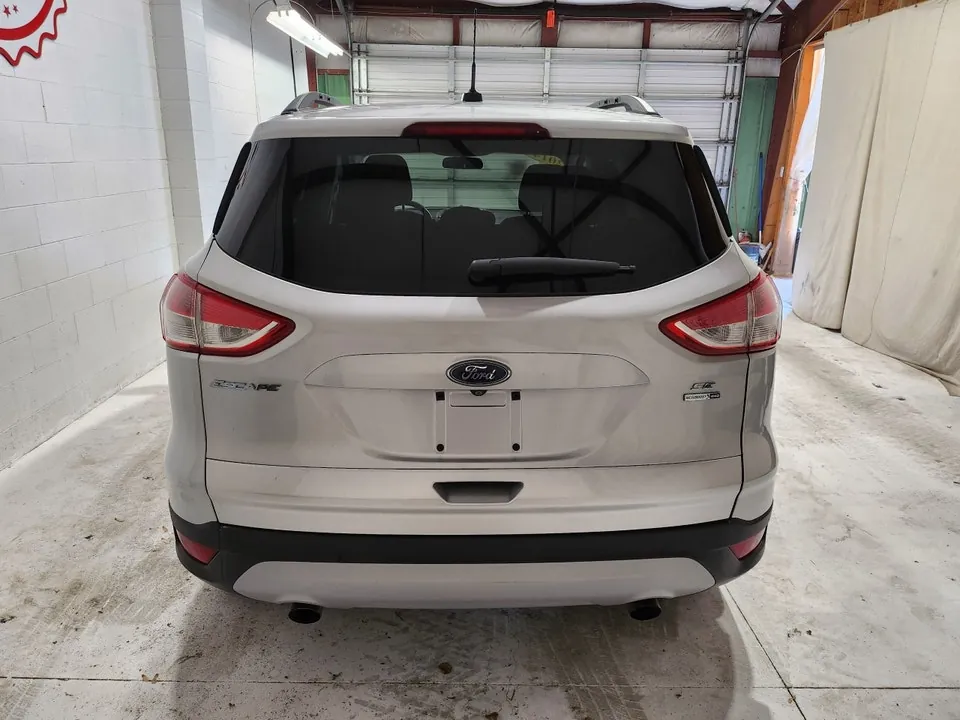 Ford Escape 2014 photo 3