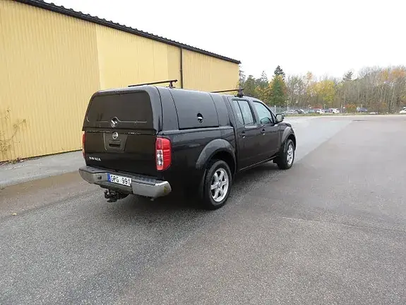 Nissan Navara 2011 photo 5