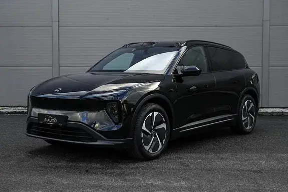 NIO El6