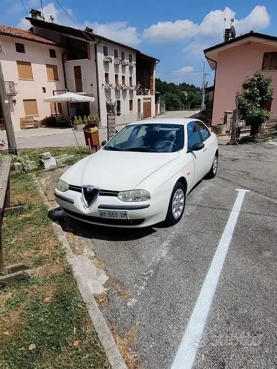 Alfa Romeo 156