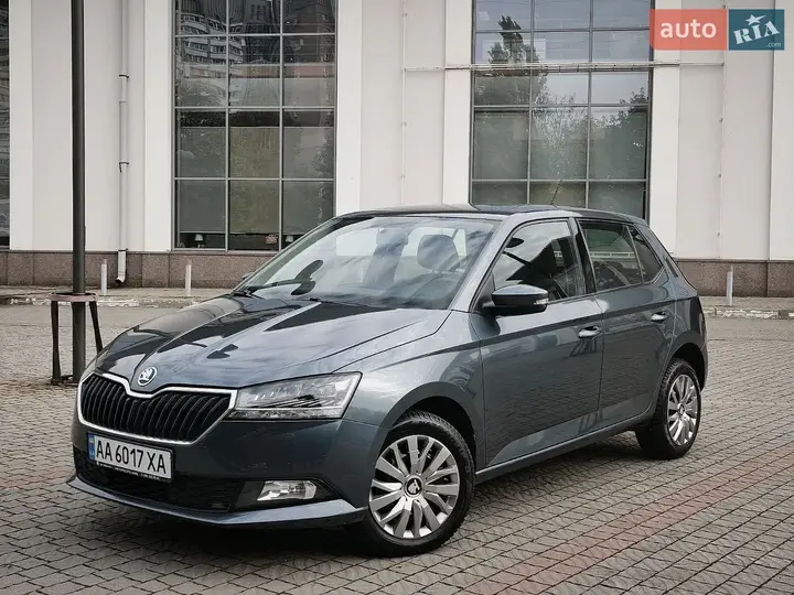 Skoda Fabia 2018 photo 4