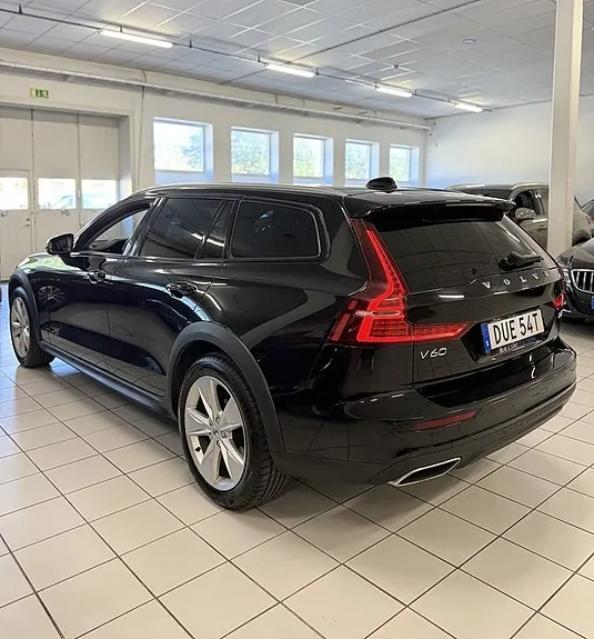 Volvo V60 Cross Country 2020 photo 5