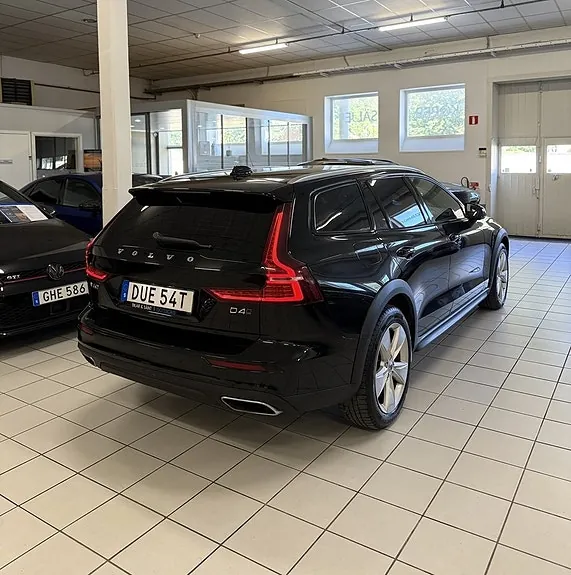 Volvo V60 Cross Country 2020 photo 3