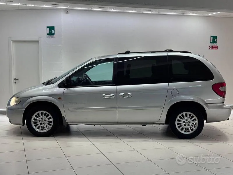 Chrysler Voyager 2006 photo 4