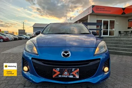 Mazda Axela 2013 photo 2