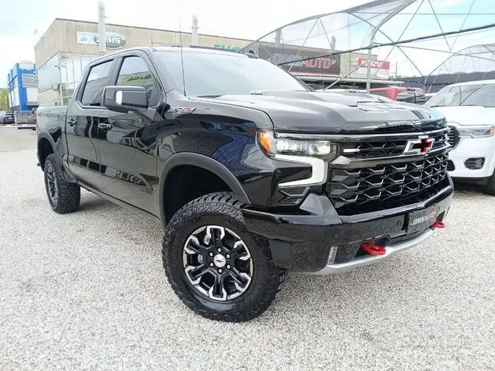 Chevrolet Silverado 2026 photo 3
