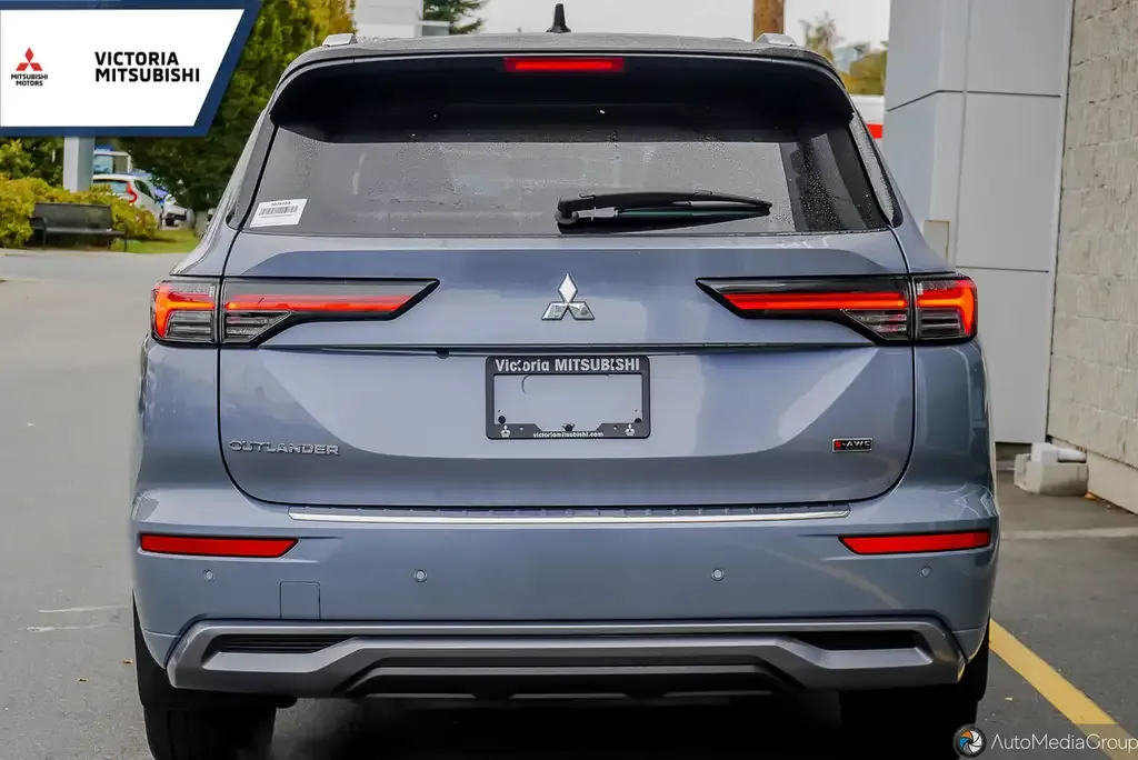 Mitsubishi Outlander 2025 photo 5