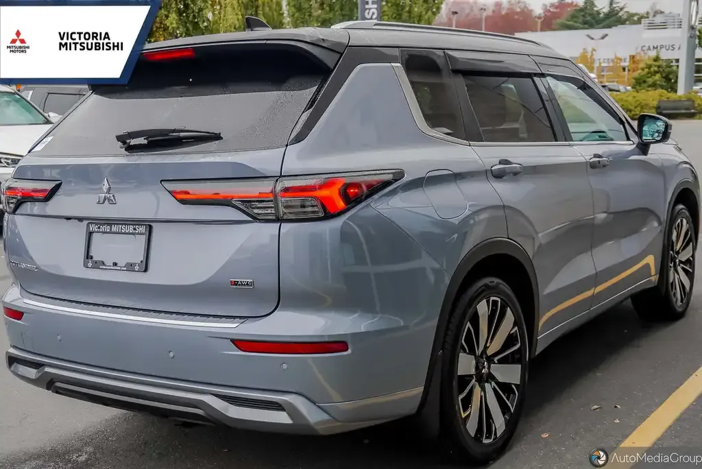 Mitsubishi Outlander 2025 photo 4