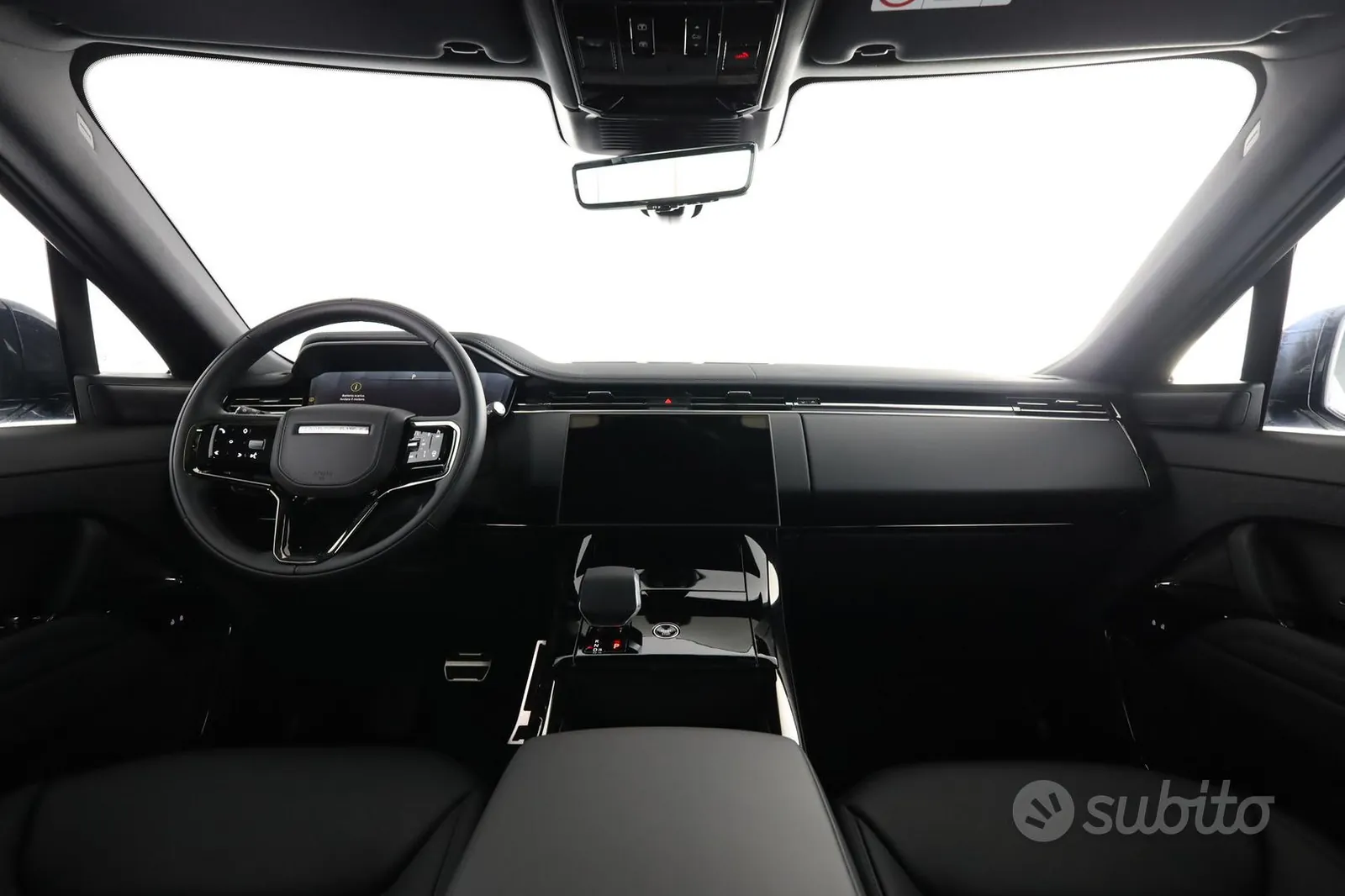 Land Rover Range Rover Sport 2026 photo 4