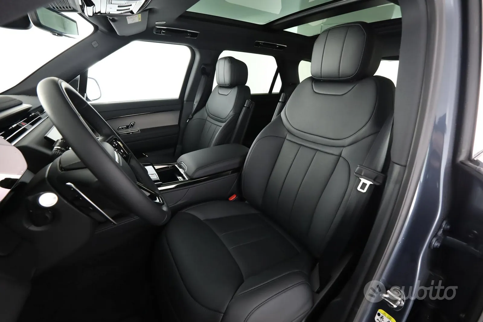 Land Rover Range Rover Sport 2026 photo 2