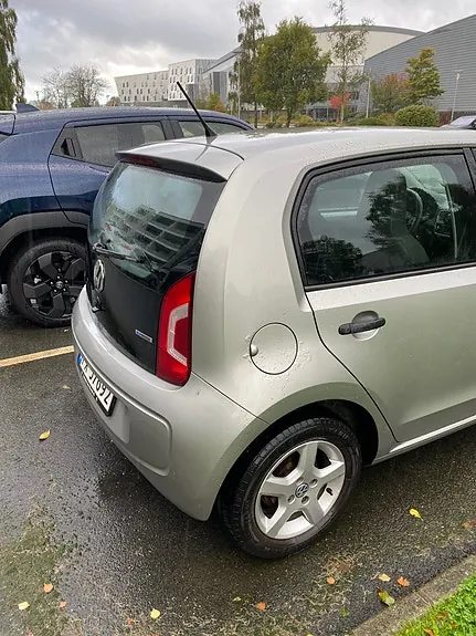 Volkswagen Up 2014 photo 3