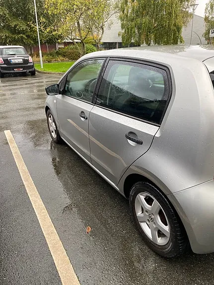 Volkswagen Up 2014 photo 4