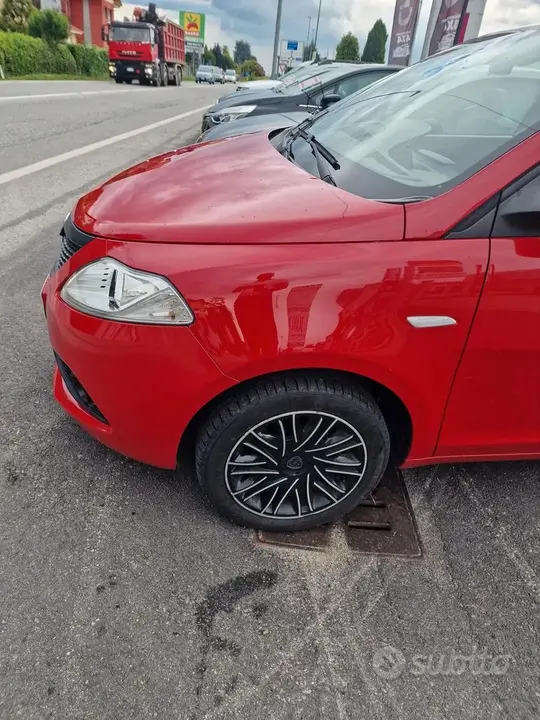 Lancia Ypsilon 2018 photo 3