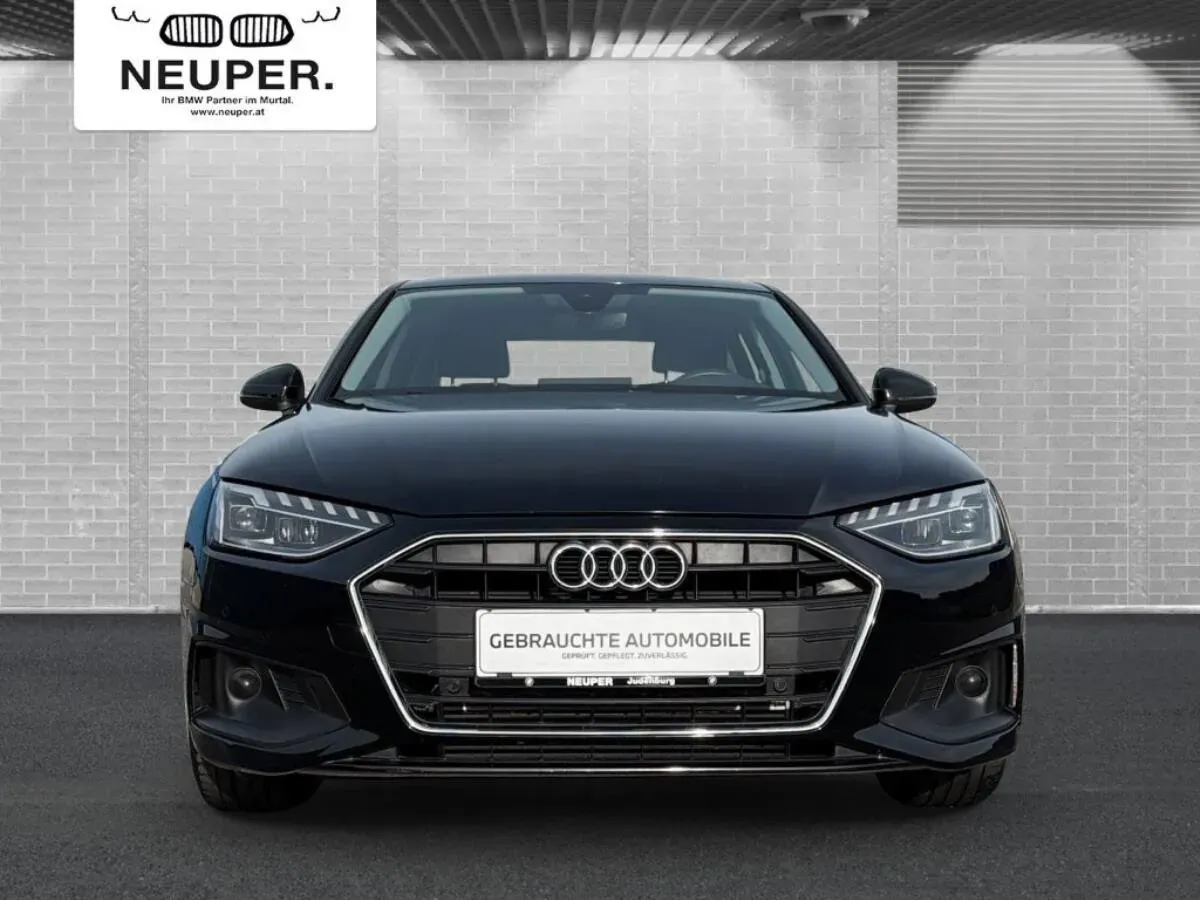 Audi A4 2020 photo 2