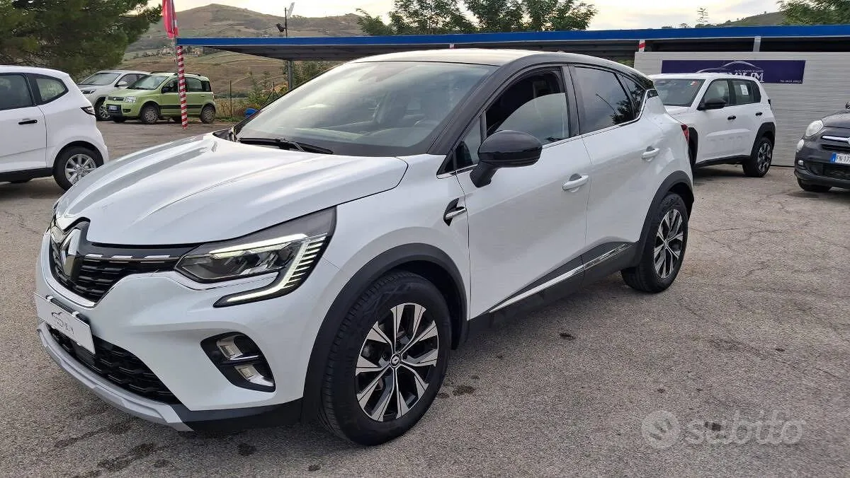 Renault Captur 2023 photo 4