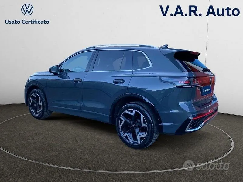 Volkswagen Tiguan 2025 photo 2