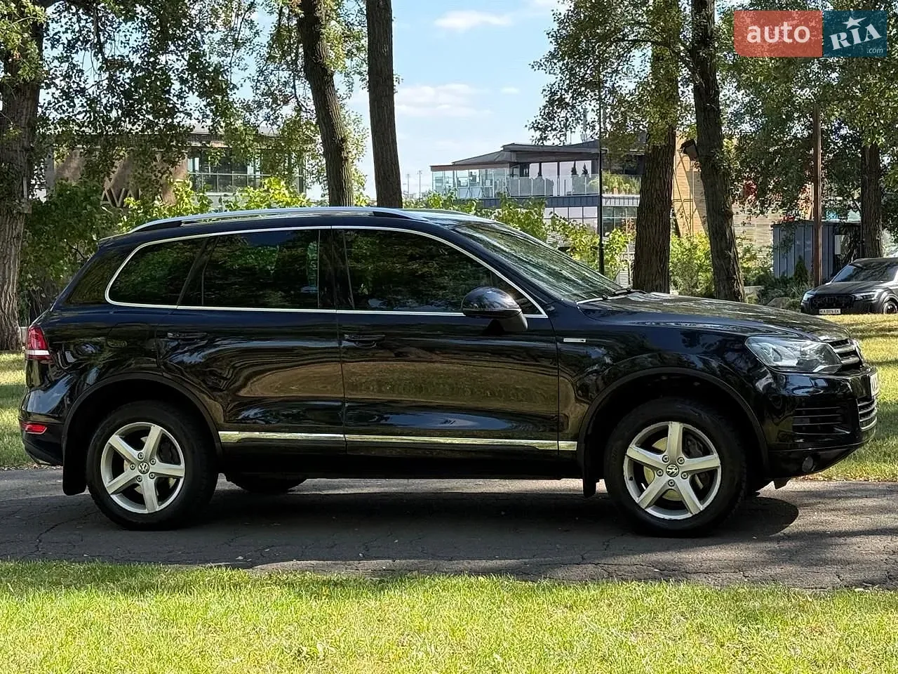 Volkswagen Touareg 2013 photo 2