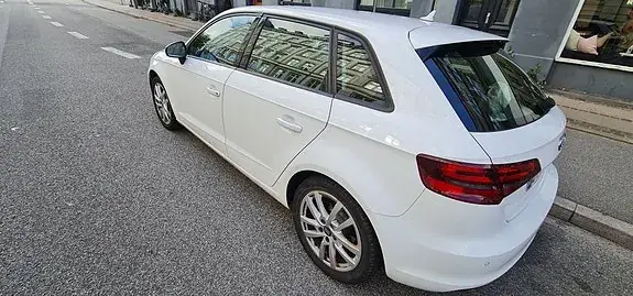 Audi A3 2016 photo 5