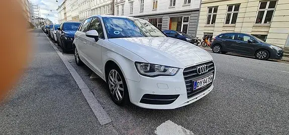 Audi A3 2016 photo 2