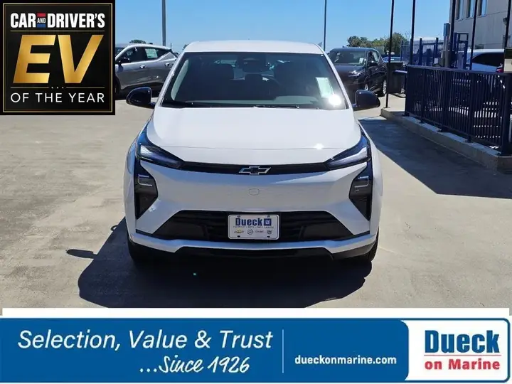 Chevrolet Bolt 2027 photo 3