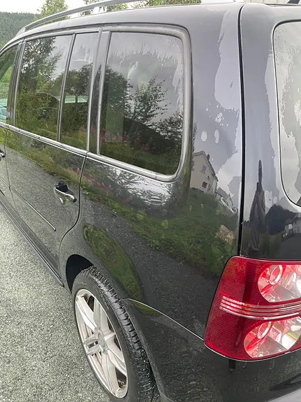Volkswagen Touran 2010 photo 5