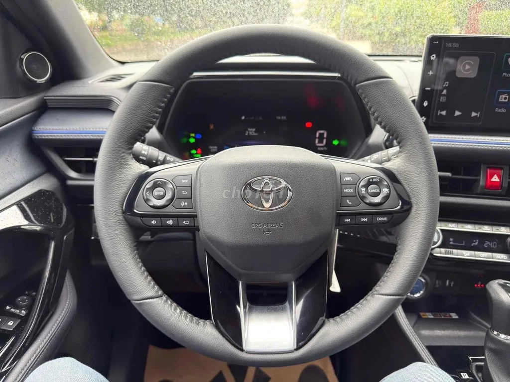 Toyota Yaris Cross 2024 photo 2