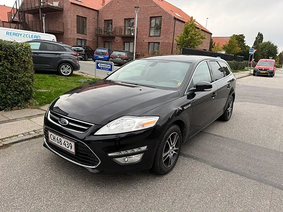 Ford Mondeo 2012 photo 2