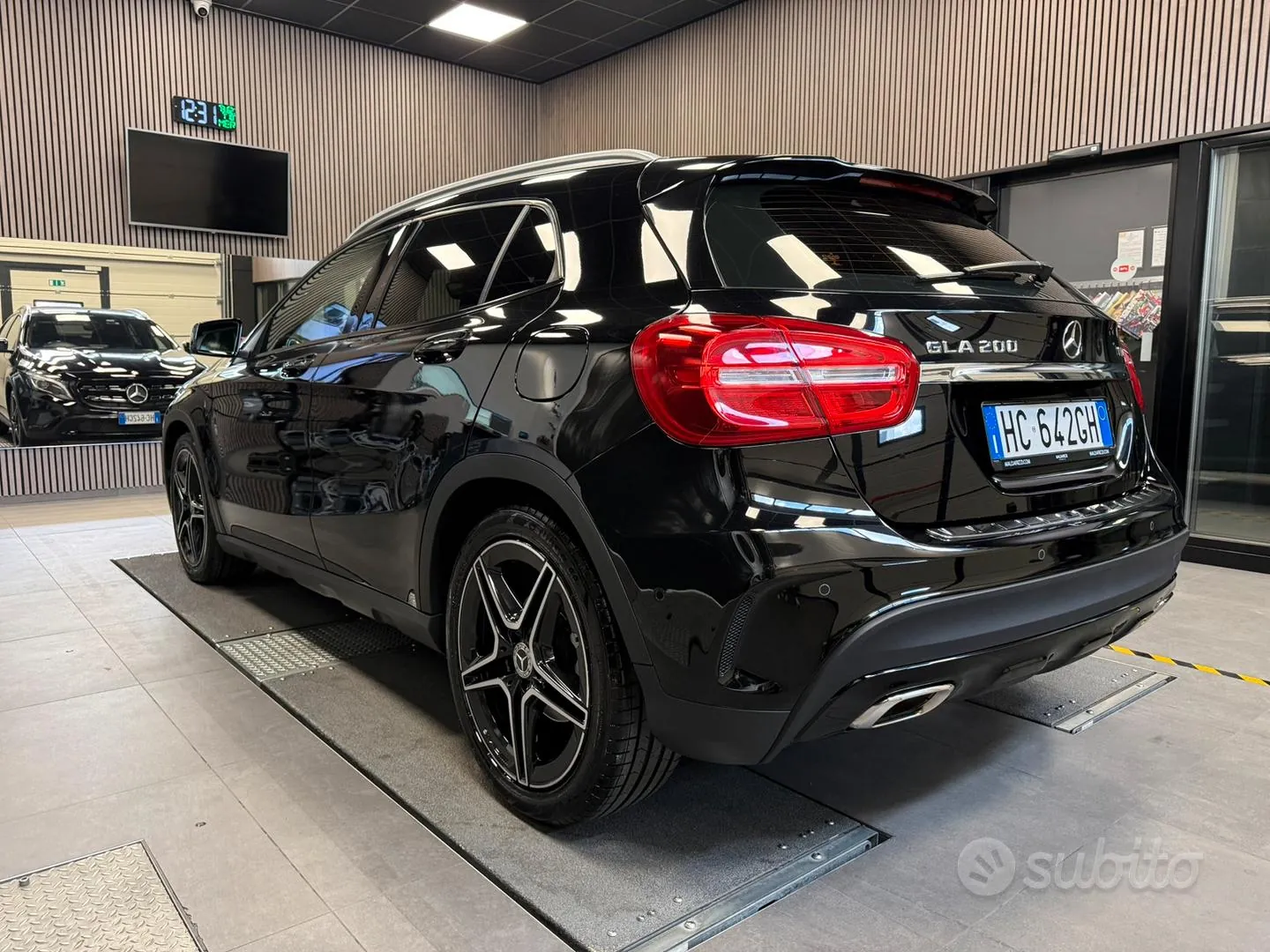 Mercedes-Benz Gla 2014 photo 2