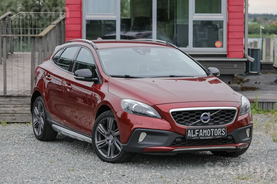 Volvo V40 2013 photo 2