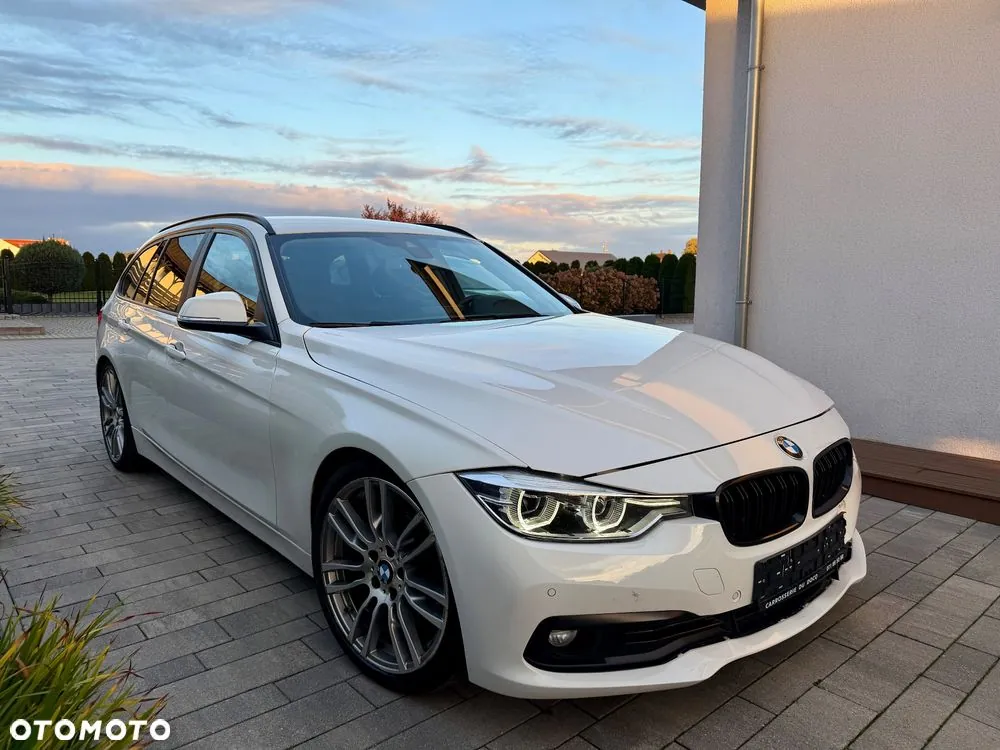 BMW Seria 3 2018 photo 2