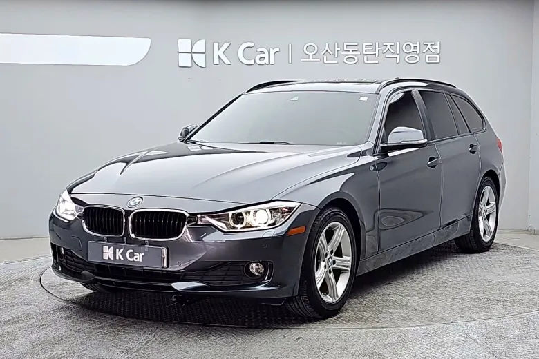 BMW 3 Series (F30)