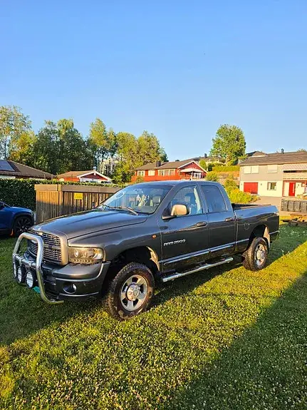 Dodge Ram 2004 photo 3