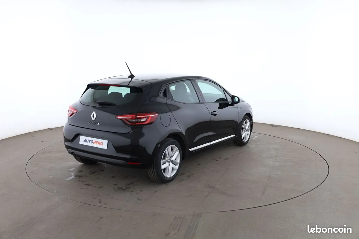 Renault Clio 2022 photo 3
