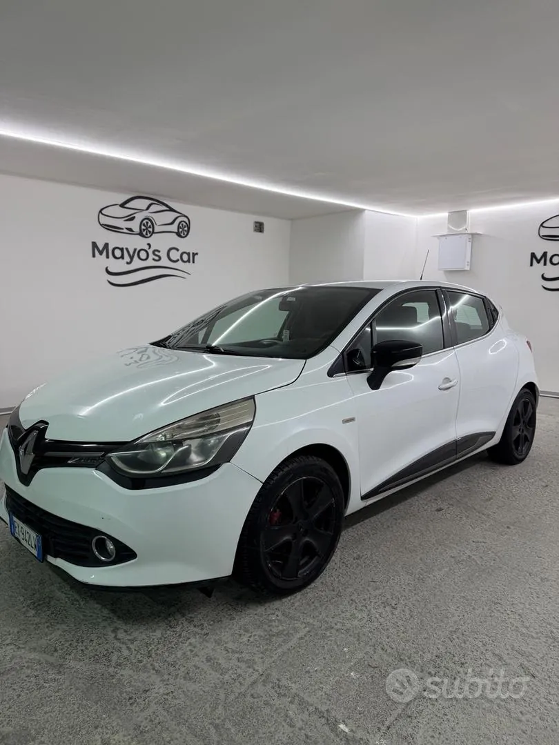 Renault Clio 2014 photo 2