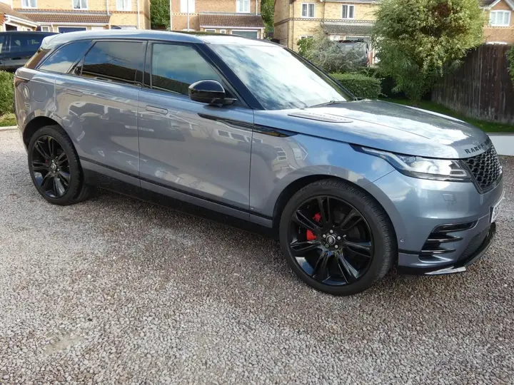 Land Rover Range Rover Velar 2017 photo 2